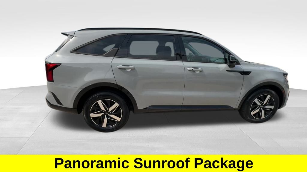 2022 Kia Sorento EX photo 5