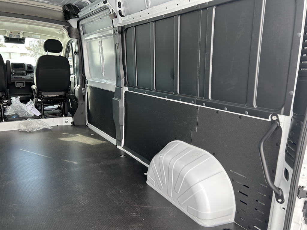 2025 Ram ProMaster 2500 photo 13