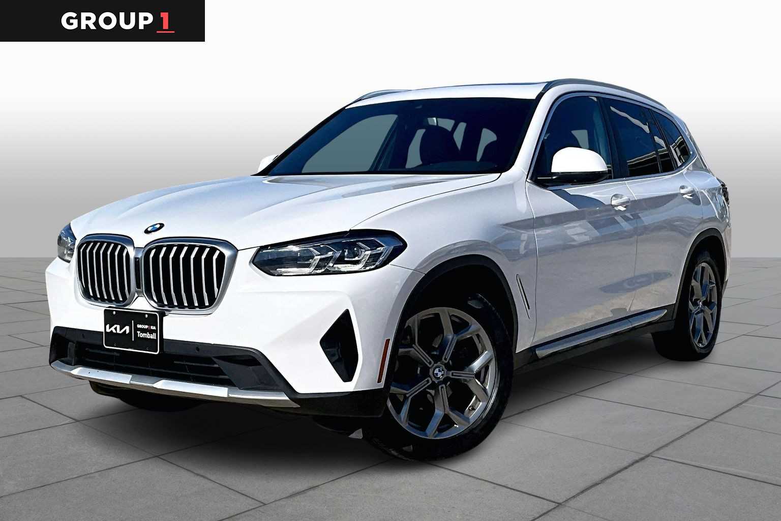 2023 BMW X3 30i's photo