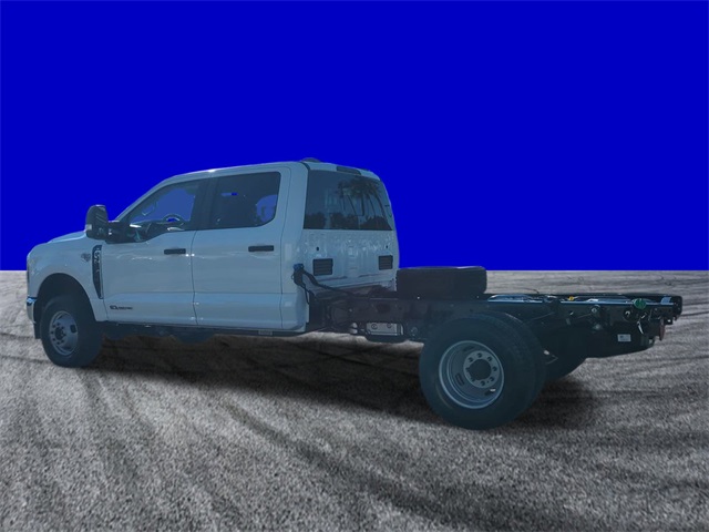 2026 Ford F-350 XL photo 6