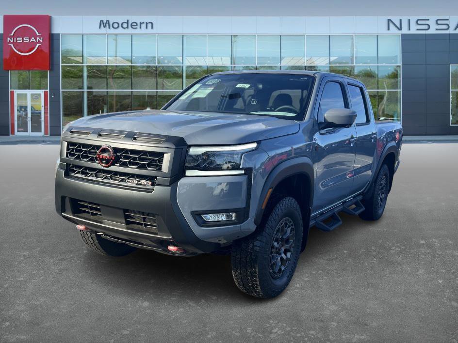 2026 Nissan Frontier PRO-4X's photo