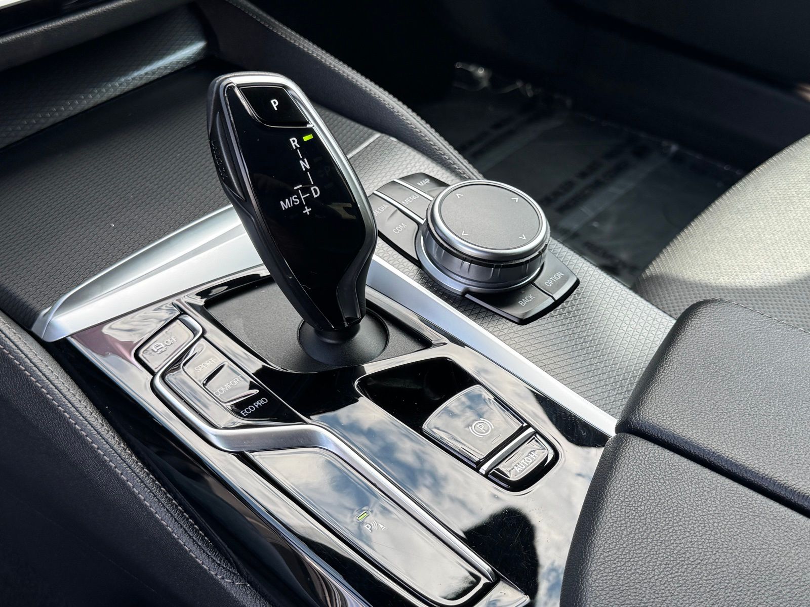 2023 Bmw 540i photo 32