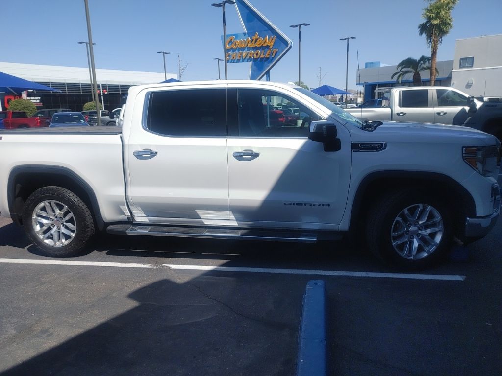 2019 Gmc Sierra 1500 SLT photo 2