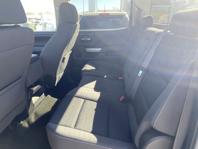 2016 Chevrolet Silverado 1500 LT photo 5