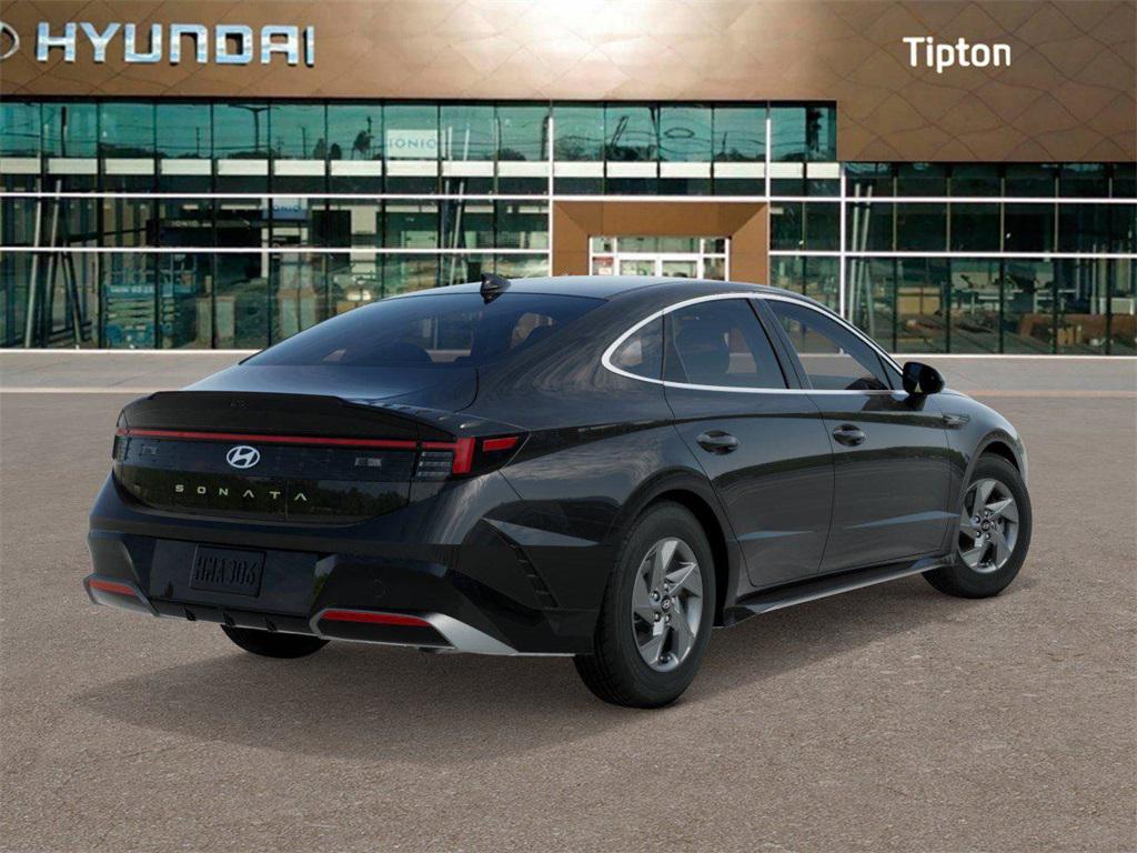 2026 Hyundai Sonata SE photo 2