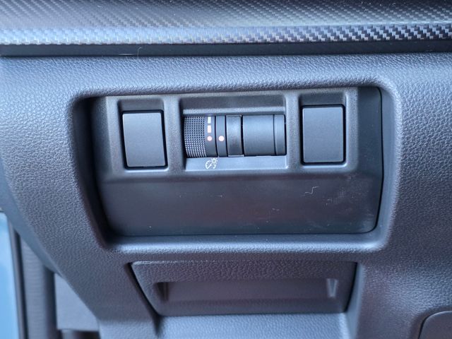 2025 Subaru Crosstrek Premium photo 31