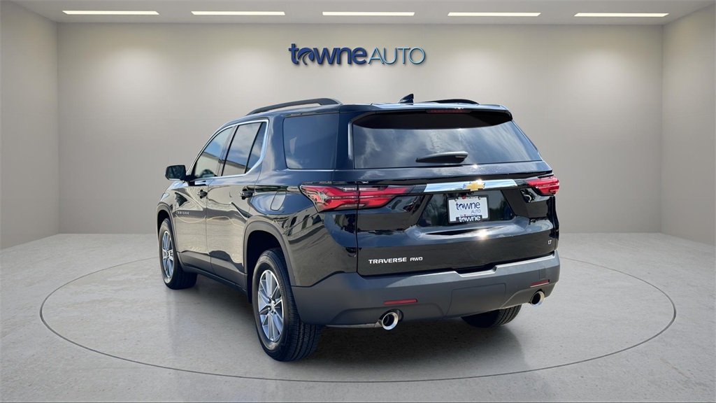 2023 Chevrolet Traverse Leather photo 3