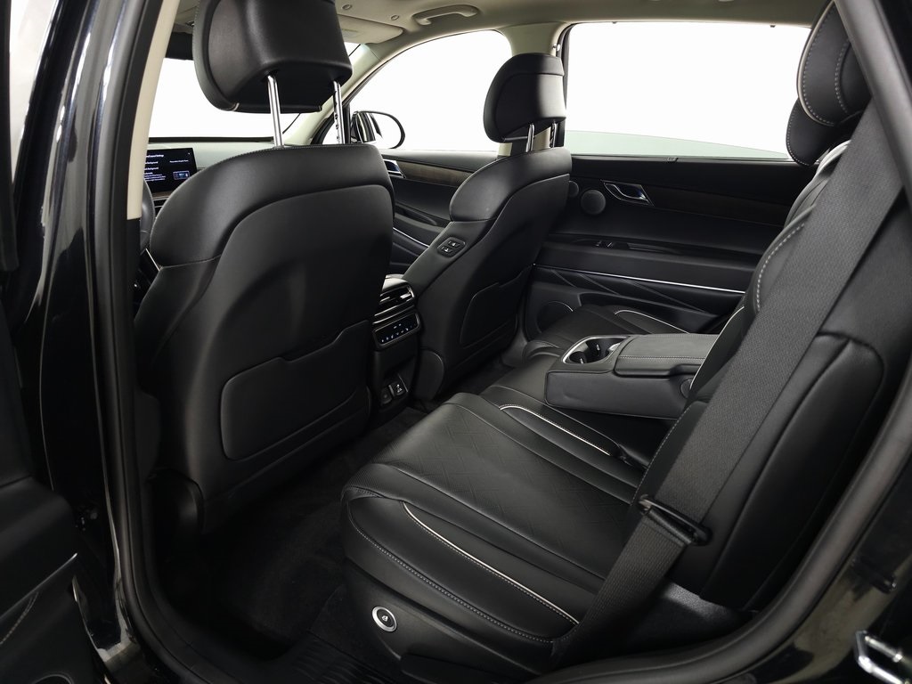 2025 Genesis GV80 2.5T Prestige AWD photo 35