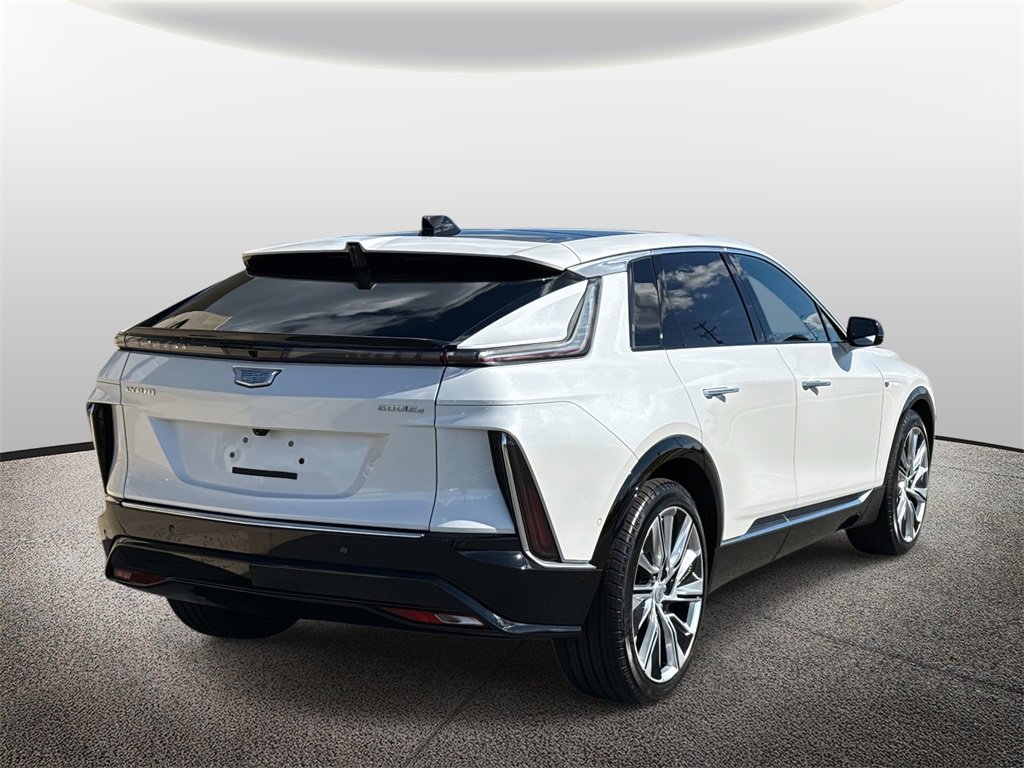 Certified 2024 Cadillac LYRIQ Luxury 3 with VIN 1GYKPSRL8RZ138000 for sale in Chantilly, VA