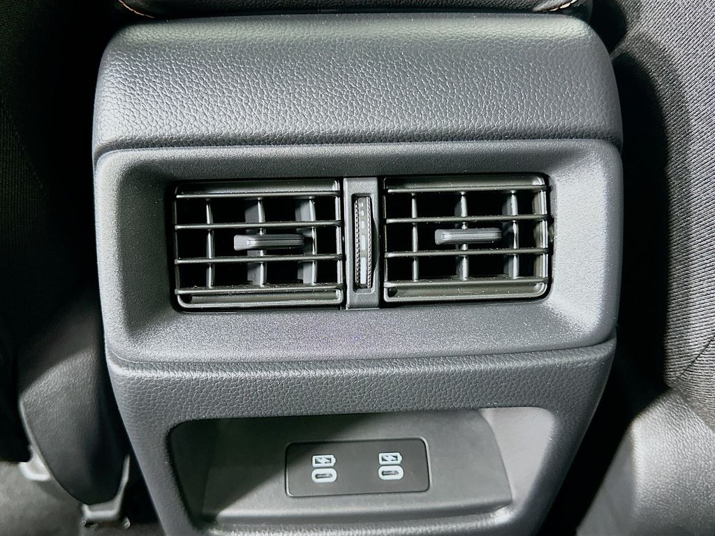 2026 Honda CR-V Hybrid photo 17