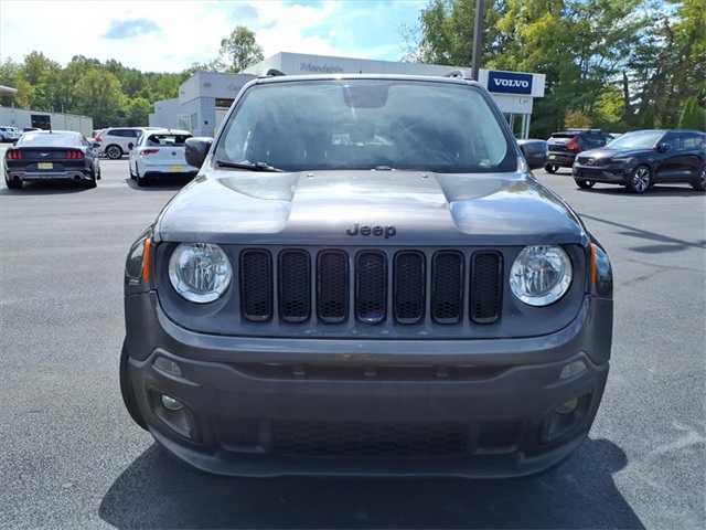 2016 Jeep Renegade Latitude photo 18