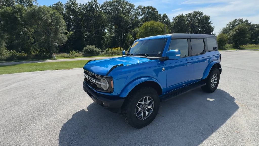 2023 Ford Bronco Outer Banks photo 4
