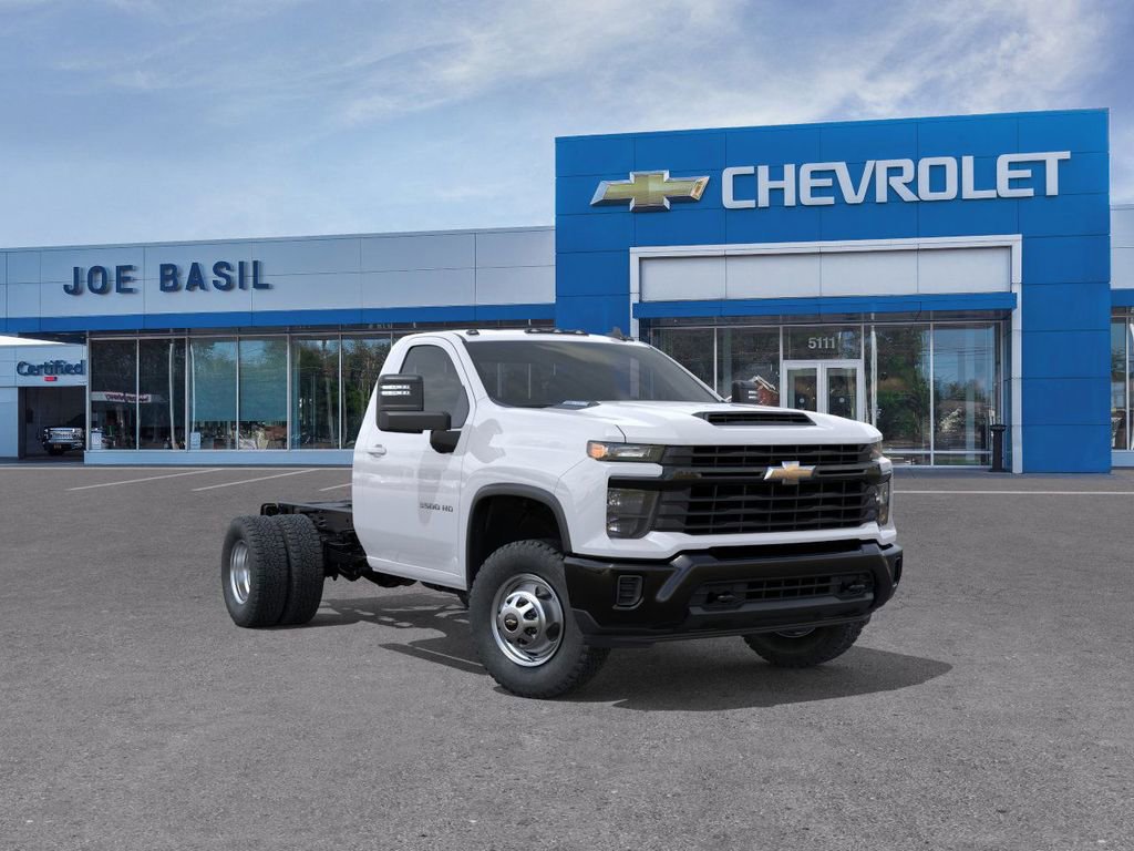 2025 Chevrolet Silverado 3500HD Work Truck