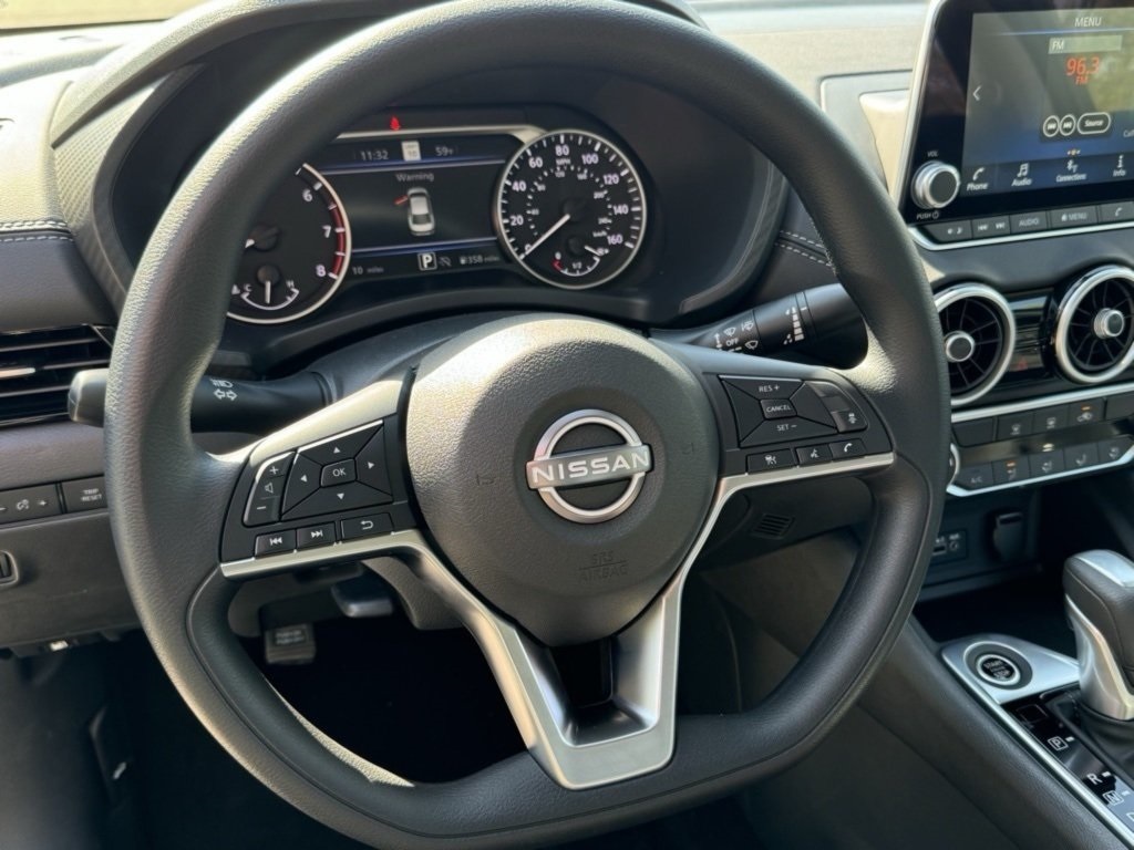 2025 Nissan Sentra SV photo 11
