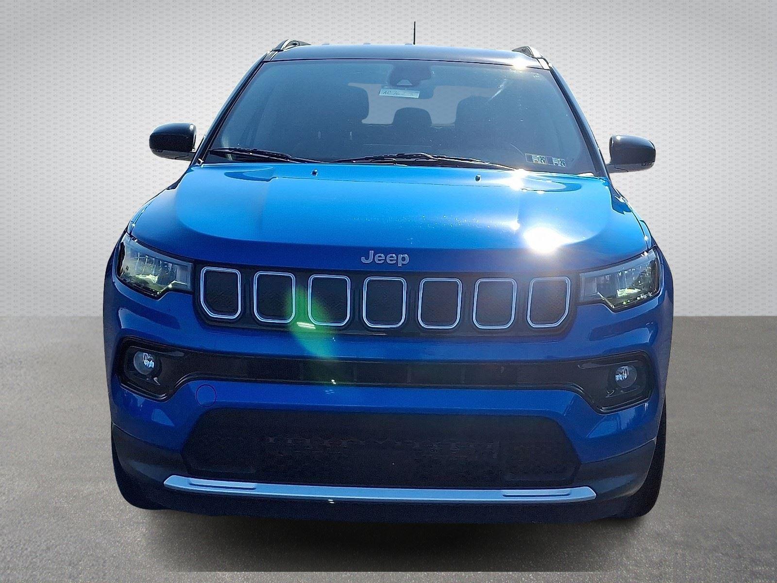 2022 Jeep Compass Limited photo 2