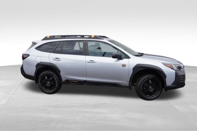 2022 Subaru Outback Wilderness photo 3