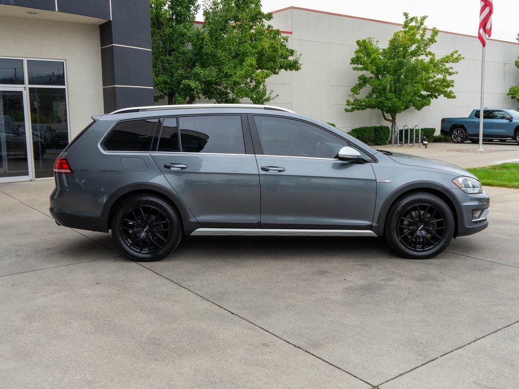 2019 Volkswagen Golf Alltrack TSI SE photo 8