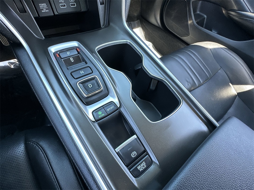 2022 Honda Accord Touring 2.0T photo 28