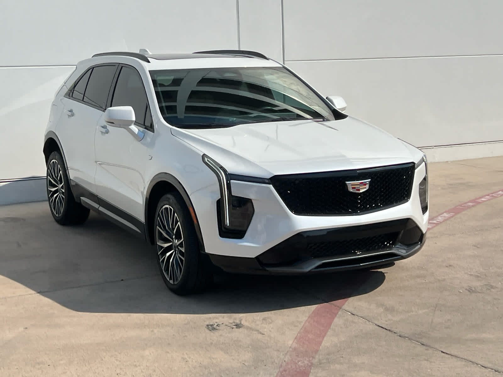 2024 Cadillac XT4 Sport photo 3