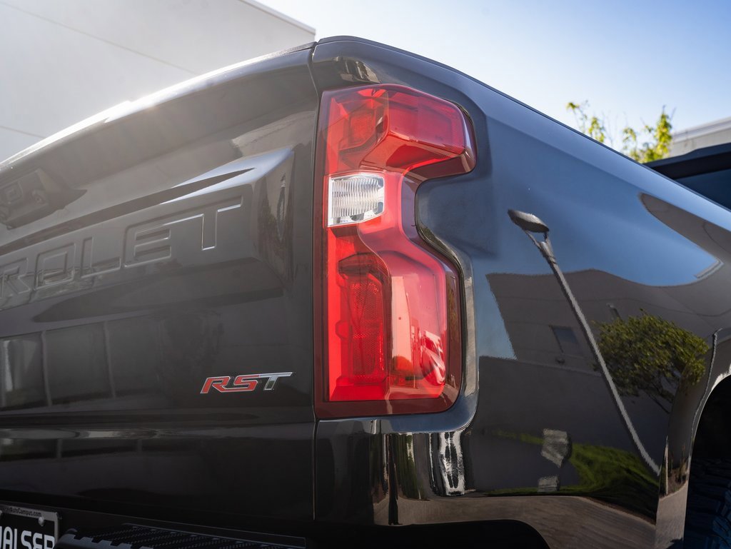 2024 Chevrolet Silverado 1500 RST photo 16