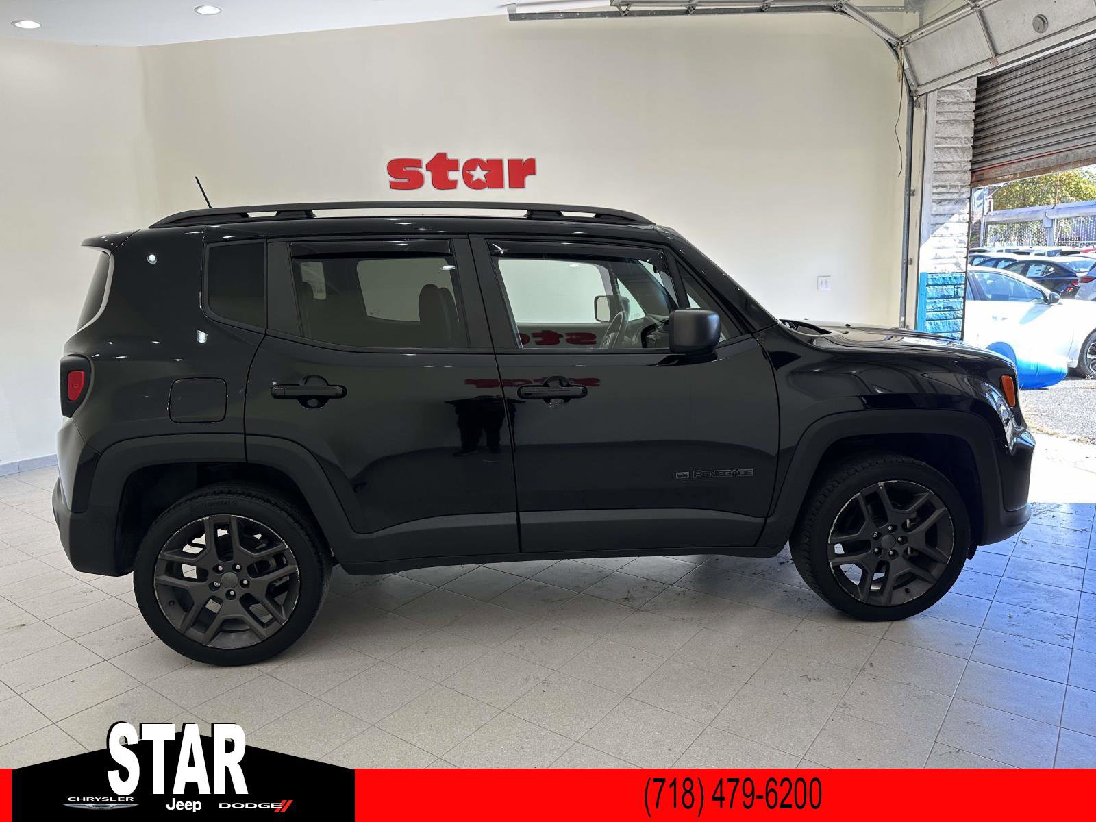 2021 Jeep Renegade Latitude photo 2