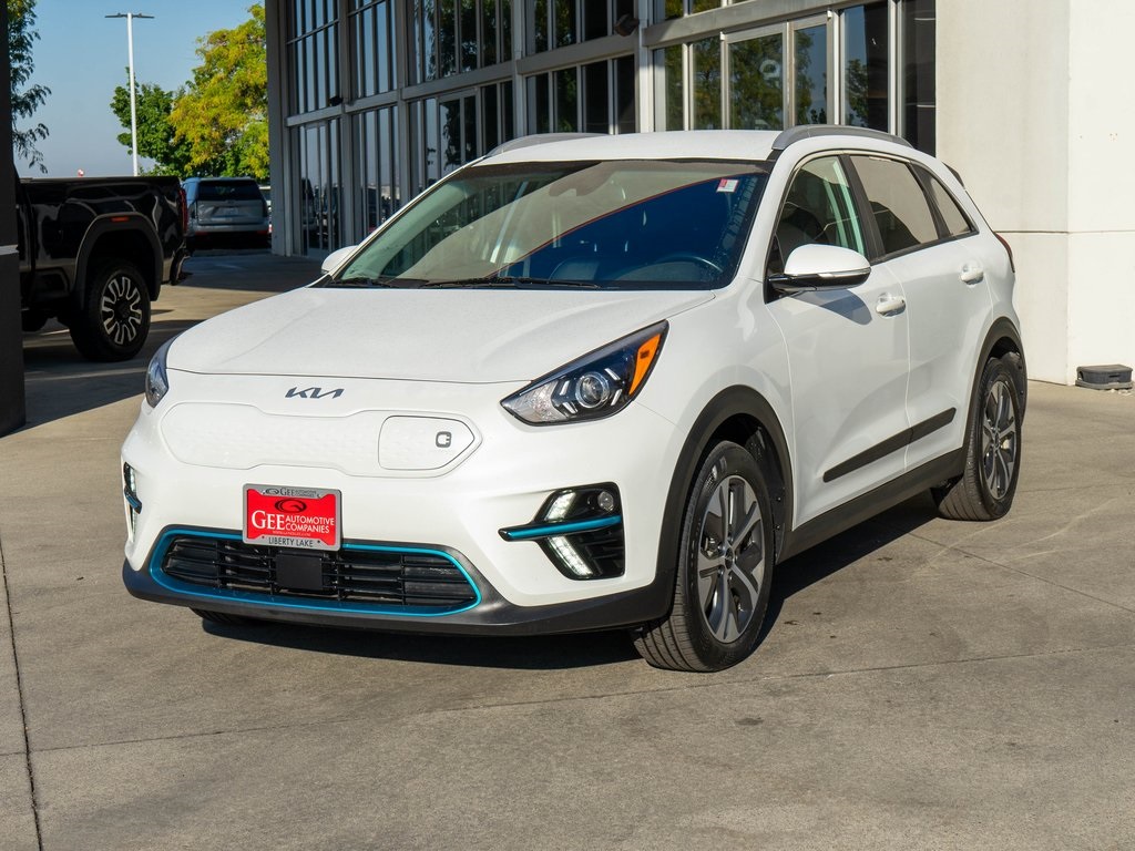 2022 Kia Niro EV EX photo 2