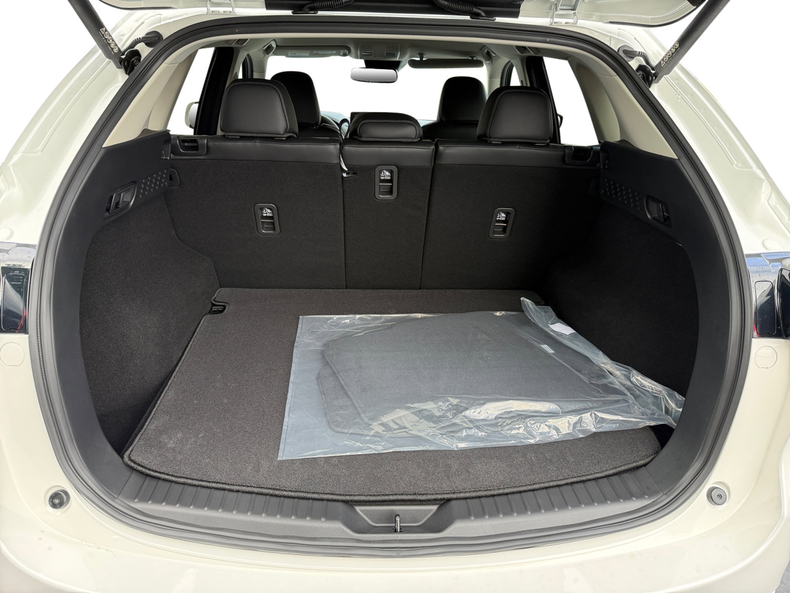 2025 Mazda CX-5 2.5 S Preferred photo 17