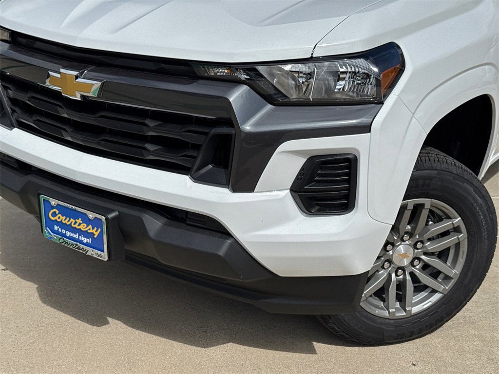 2026 Chevrolet Colorado LT photo 3