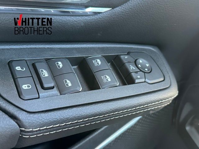2026 Ram 1500 Laramie photo 16