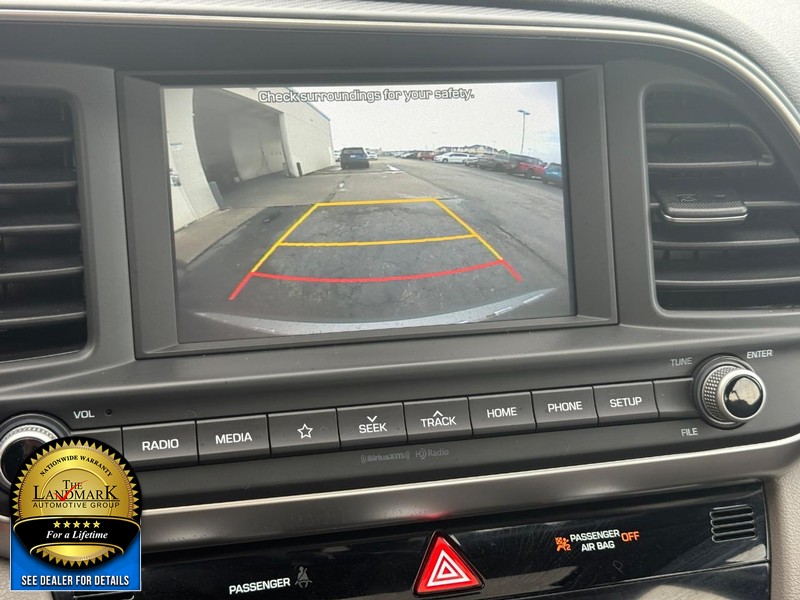2020 Hyundai Elantra Value Edition photo 15