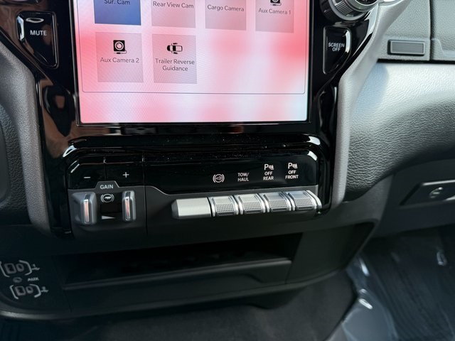 2025 Ram 3500 Big Horn photo 37