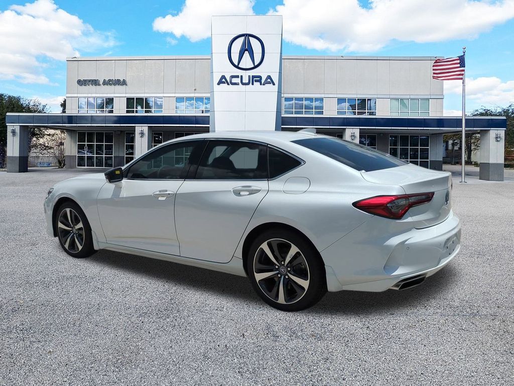 2025 Acura TLX Technology photo 7