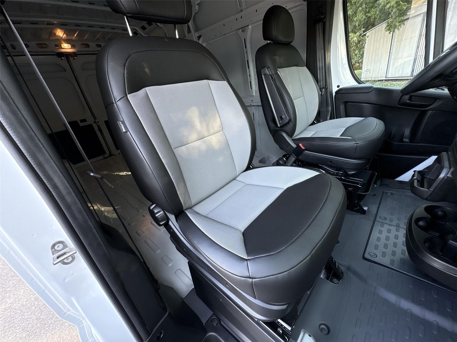 2026 Ram ProMaster 2500 photo 19