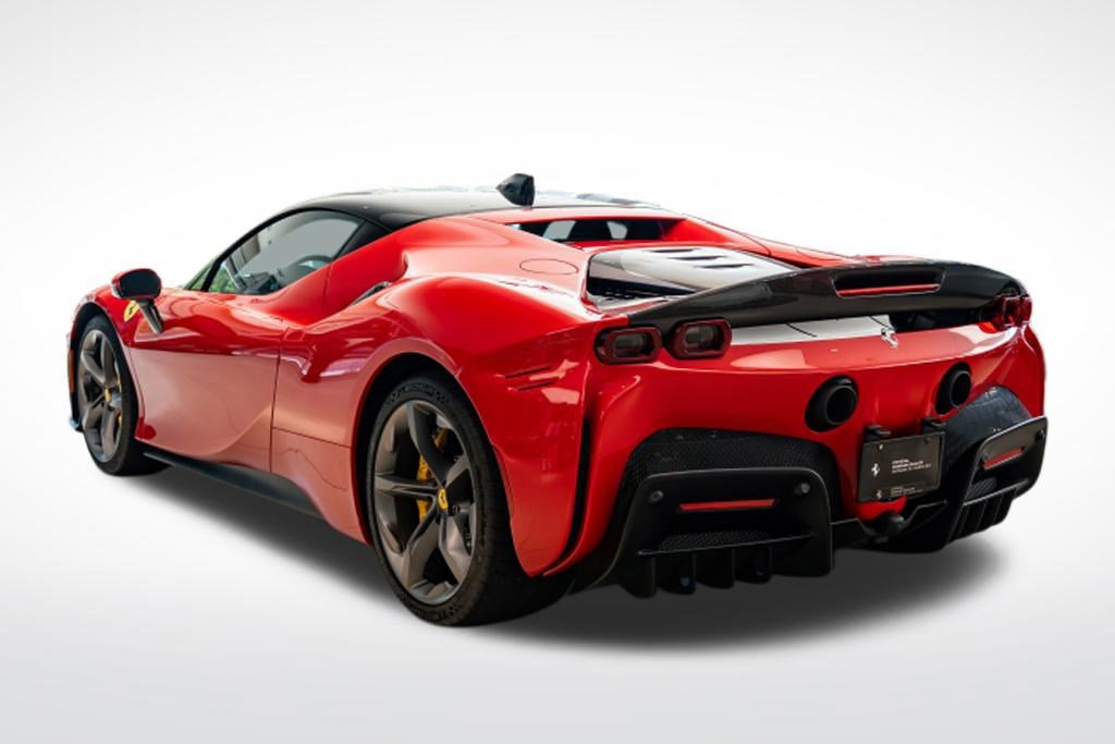 2023 Ferrari SF90 Stradale photo 3