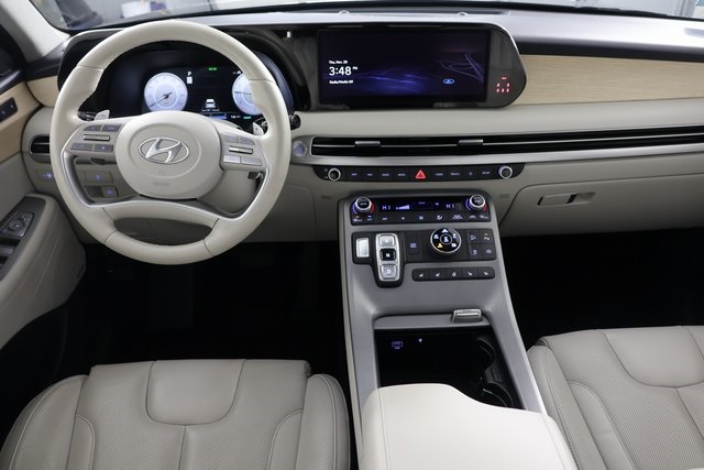 2023 Hyundai Palisade Limited photo 2
