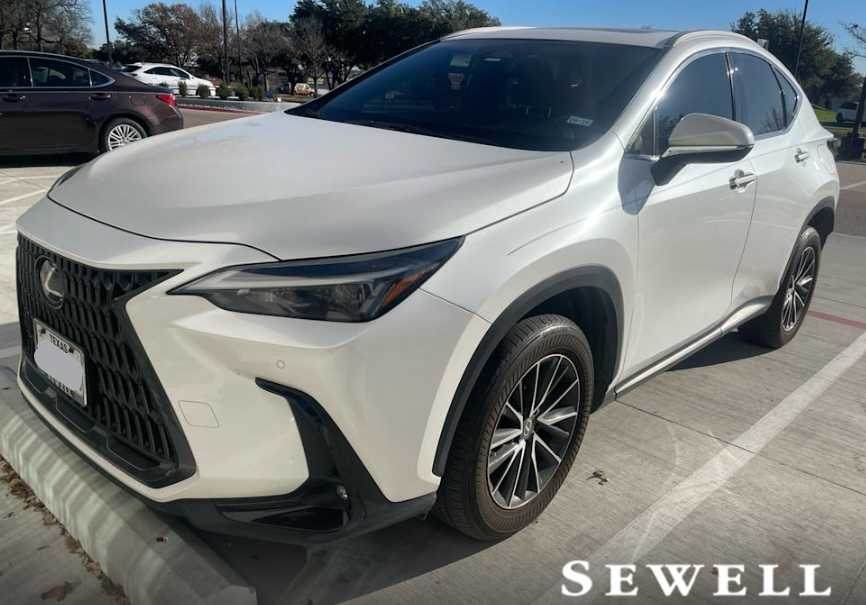 2023 Lexus NX 350's photo