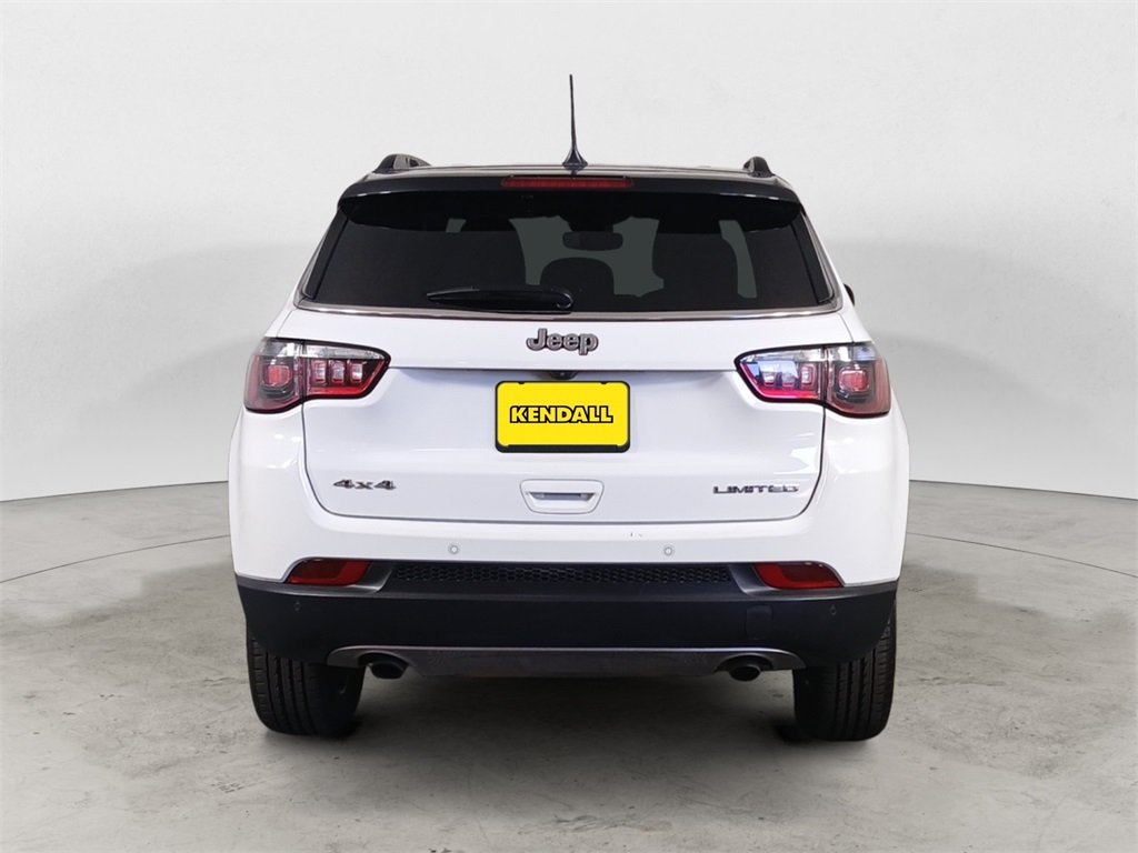2023 Jeep Compass Limited photo 3