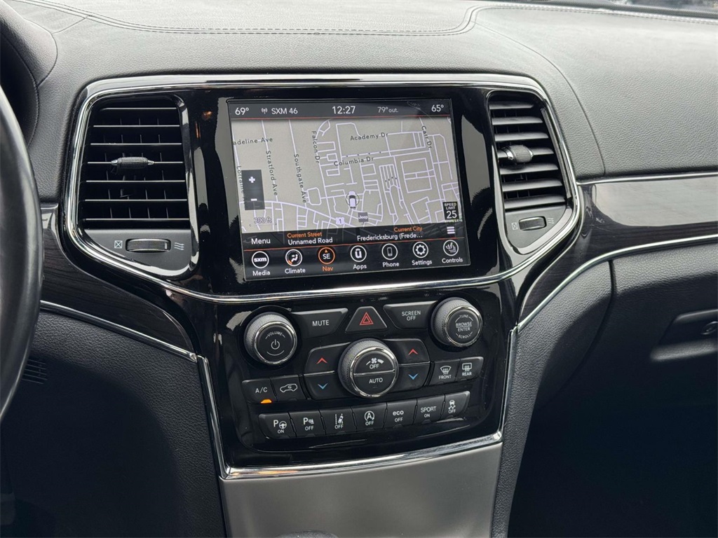 2020 Jeep Grand Cherokee Overland photo 18