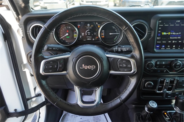 2023 Jeep Wrangler Sahara 4xe photo 24