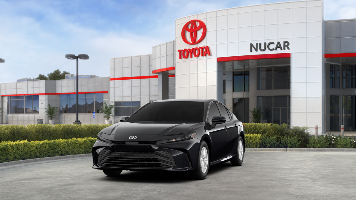 2026 Toyota Camry LE photo 17