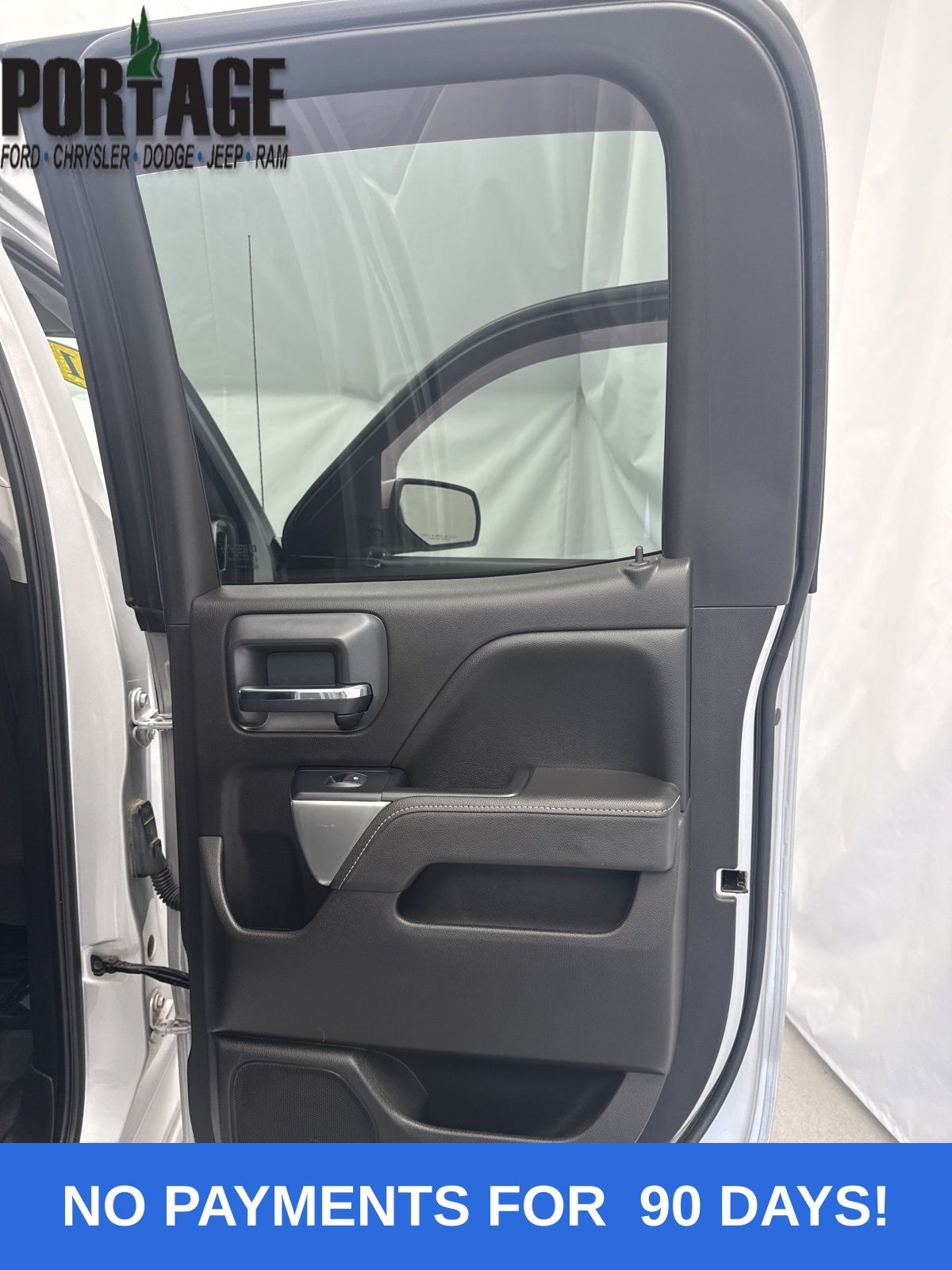 2018 Chevrolet Silverado 1500 LT photo 30