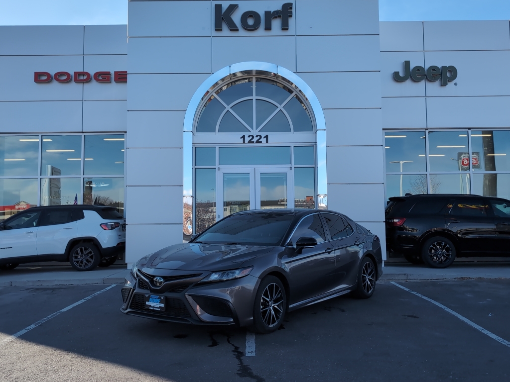 2023 Toyota Camry SE