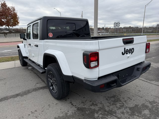 2026 Jeep Gladiator Sport S photo 3