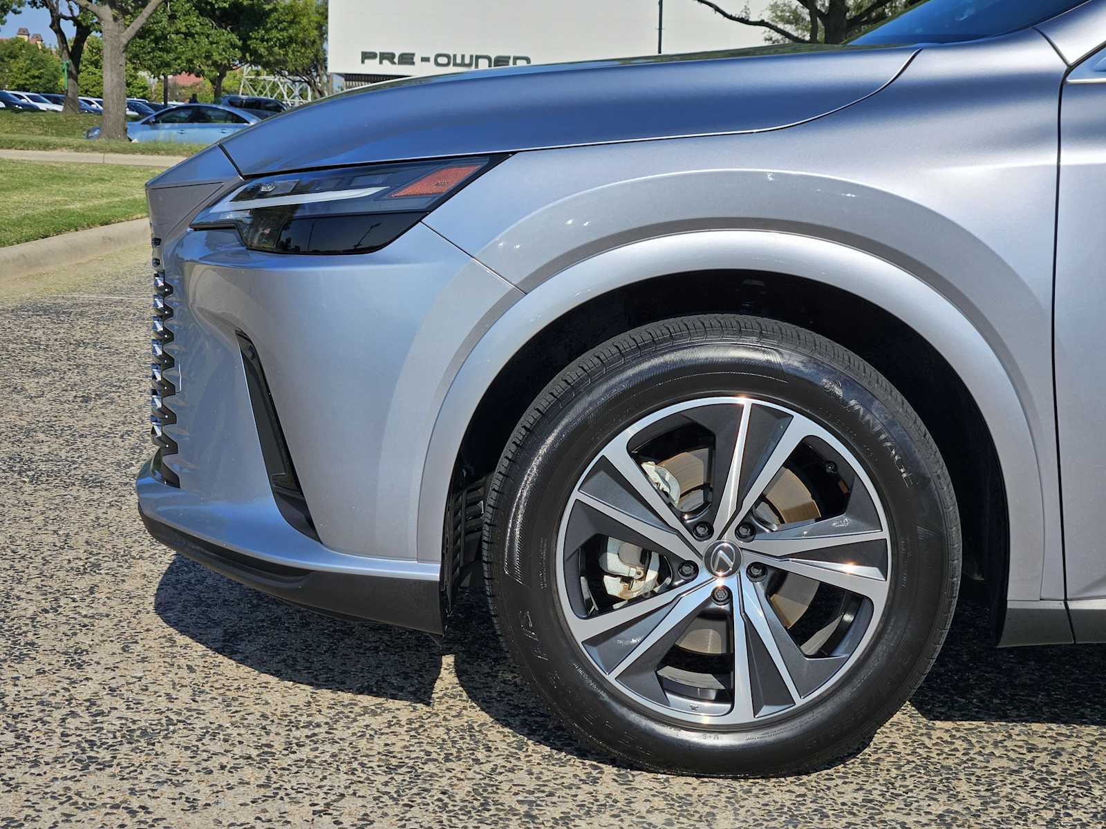 2024 Lexus RX 350 Premium photo 5