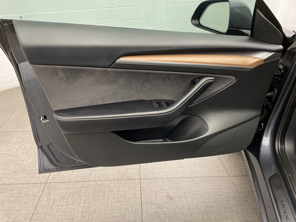 2023 Tesla Model 3 photo 12