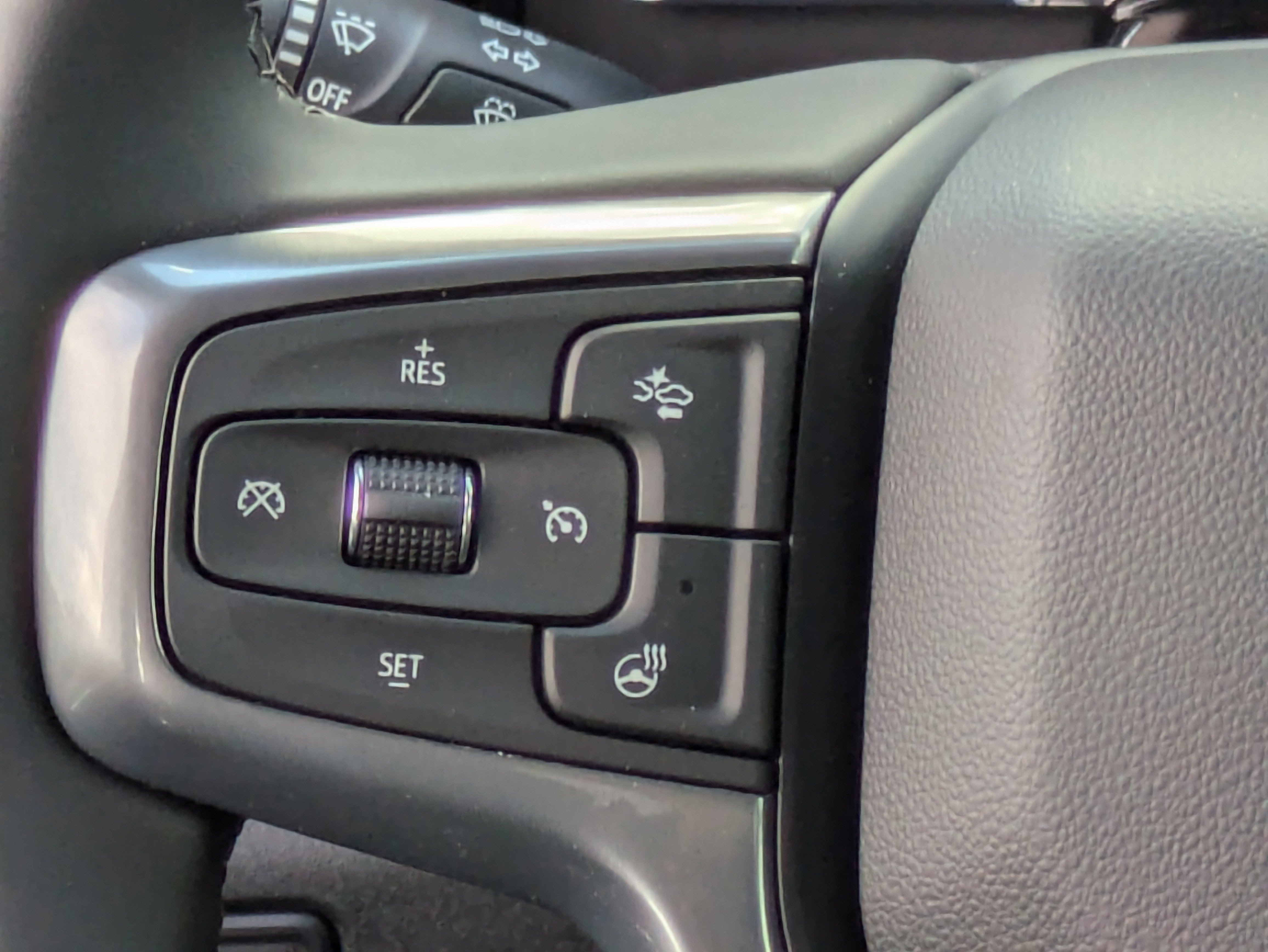 2026 Chevrolet Silverado 1500 LT photo 3