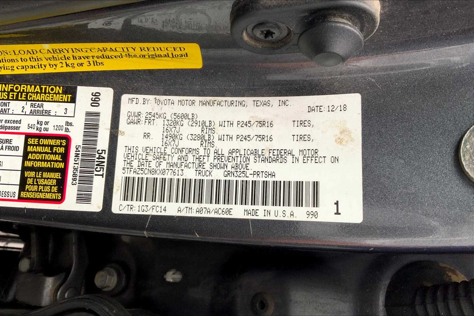 2019 Toyota Tacoma SR5 photo 28