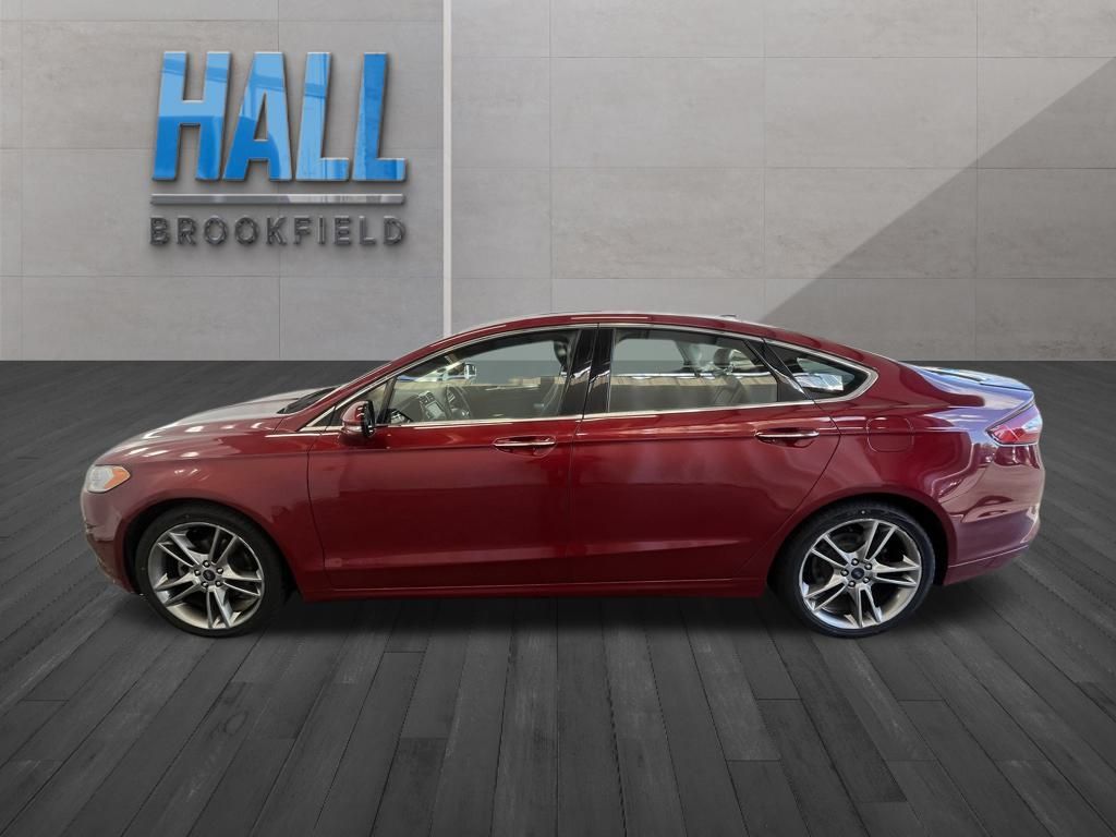 2016 Ford Fusion Titanium photo 2