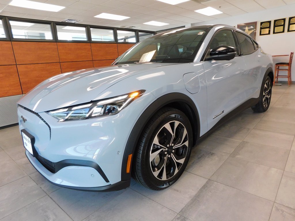 2024 Ford Mustang Mach-E Select AWD's photo