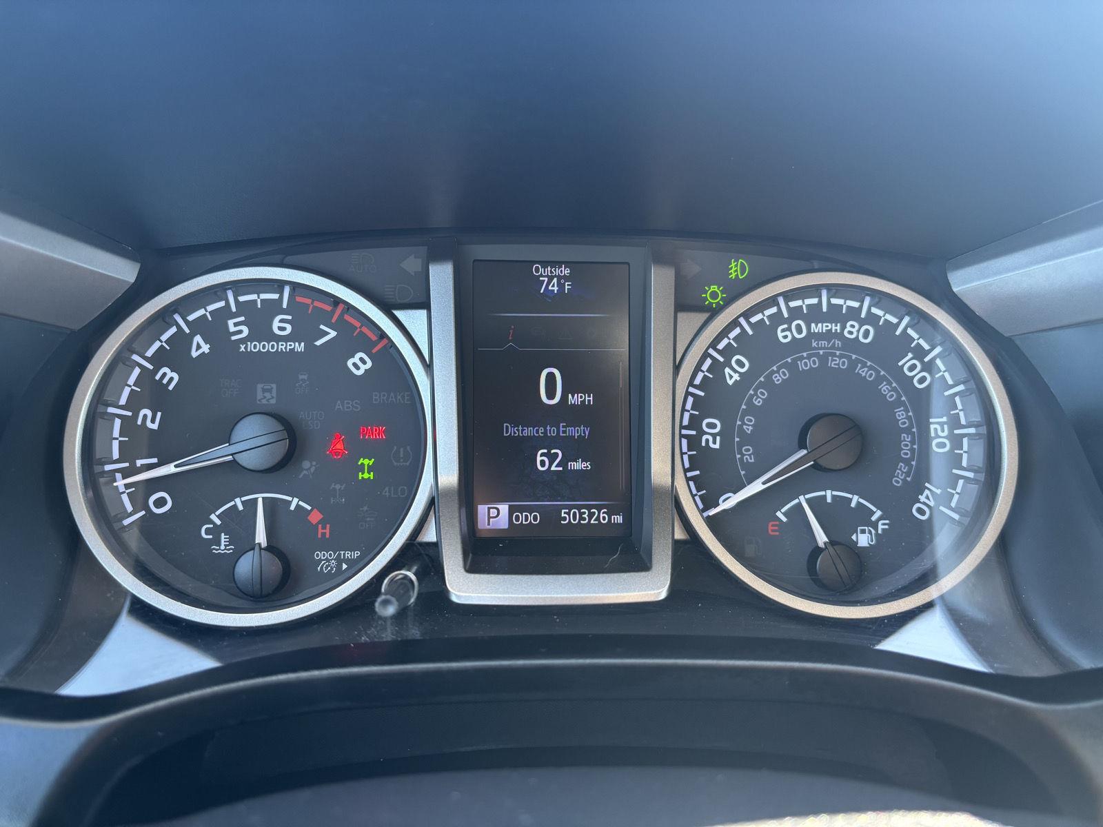 2022 Toyota Tacoma SR5 V6 photo 26